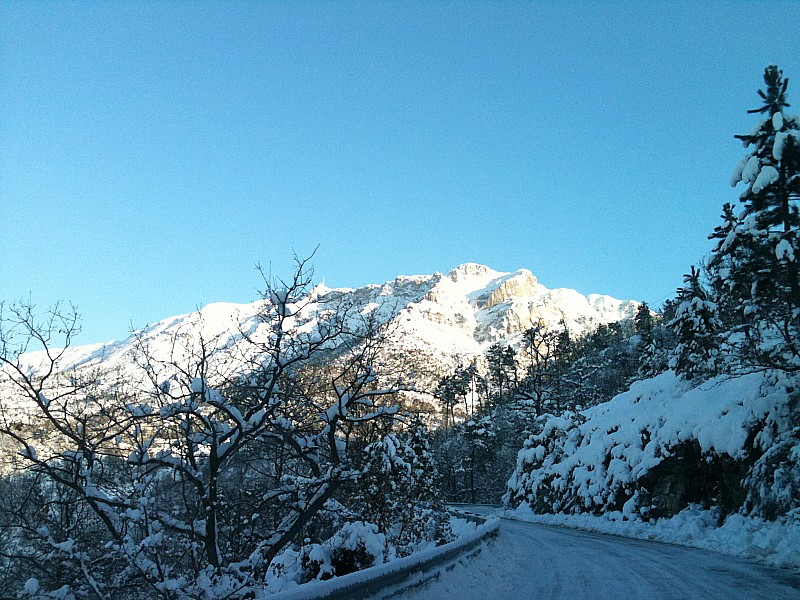 Mont Vial : ce matin sur une route bien chargée.