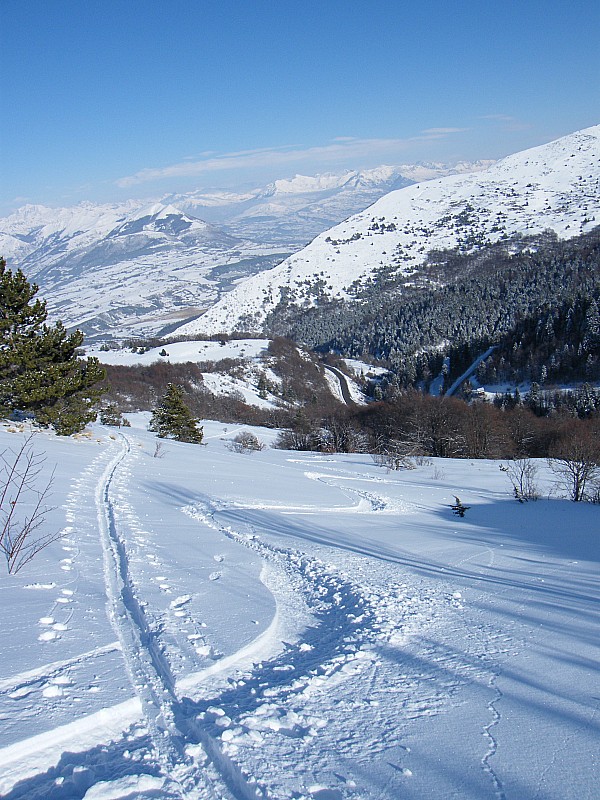 #4 Montée-descente : sur fond Blanc !!!!!!!!!! (ça fait plaisir quand-même......) Montée-descente : sur fond Blanc !!!!!!!!!! (ça fait plaisir quand-même......)