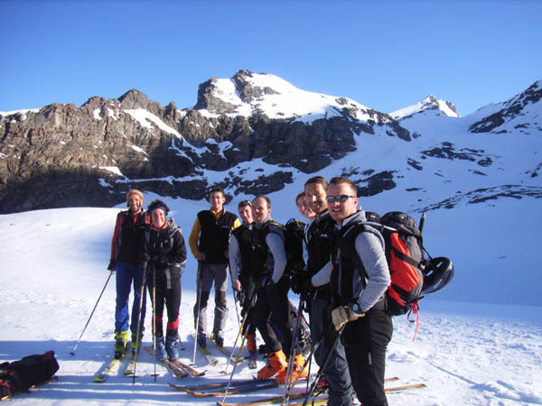 The BIG BIG team of the Day : Elue Team of The Year par un panel de 8 skitouriens choisis au hasard pour leur objectivité
