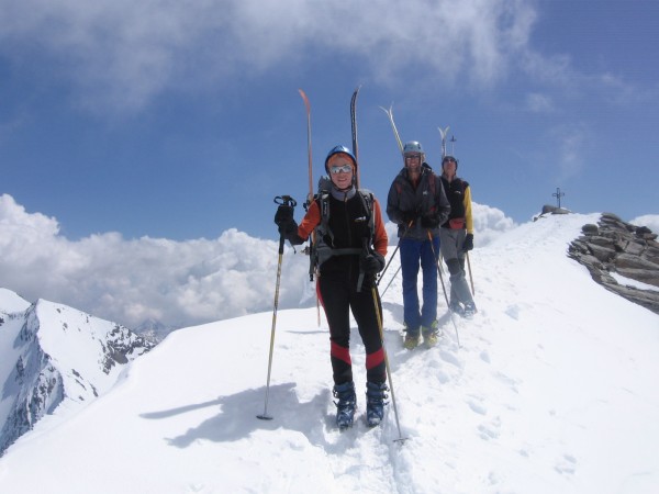 #1 arête SE de l arête SE de l'albaron : en fond, la pointe de chalanson