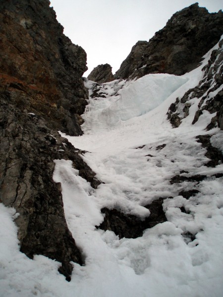 La goulotte vue du bas : La goulotte descendue en rappel vue du bas