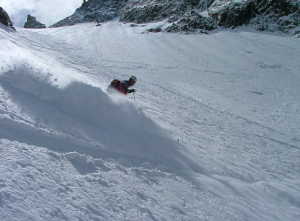 #6 Roche Faurio couloir N : Dans une neige...correcte! Roche Faurio couloir N : Dans une neige...correcte!