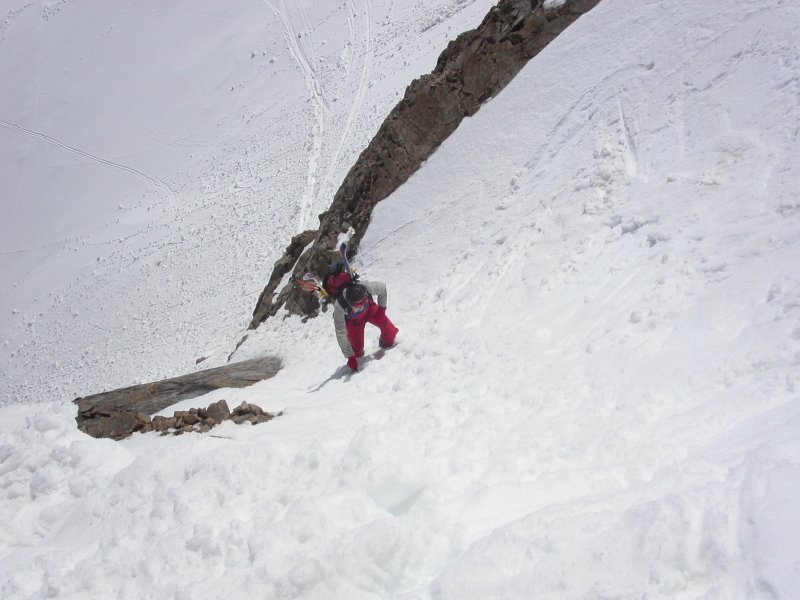 #2 le petit passage raide : C le petit passage raide : C'est court mais raide. Plus assez large pour passer en ski, bientot plus de neige :(