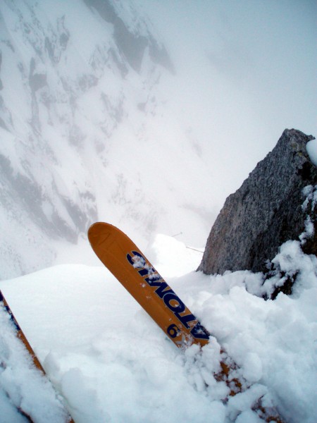 #9 Aperçu du 1er rappel : enfin, de sa partie en neige. Aperçu du 1er rappel : enfin, de sa partie en neige.