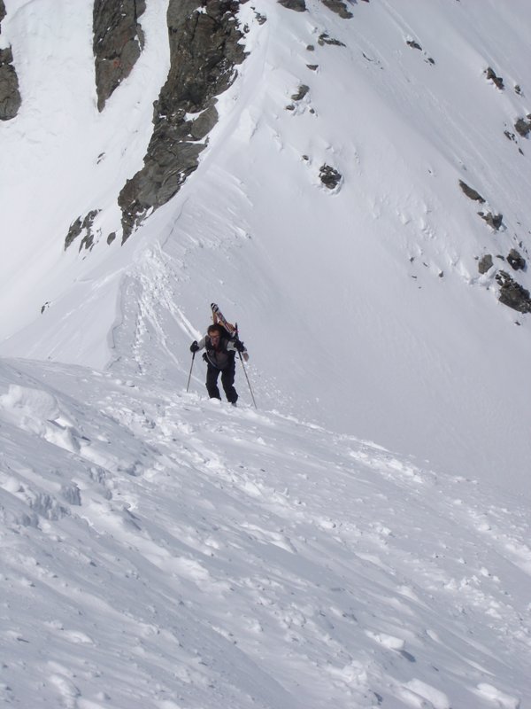 #6 Sortie du couloir : Rémy à la sortie du couloir Sortie du couloir : Rémy à la sortie du couloir