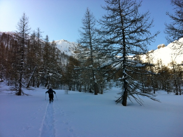 #2 Mont Aunos : Traçage en cours. En face l Mont Aunos : Traçage en cours. En face l'Alpet.