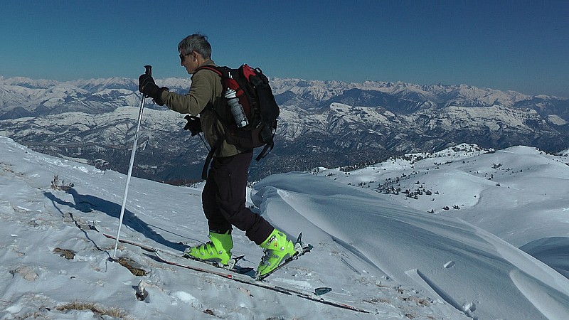 #13 1750m : sur la crète, vues sur le Mercantour 1750m : sur la crète, vues sur le Mercantour