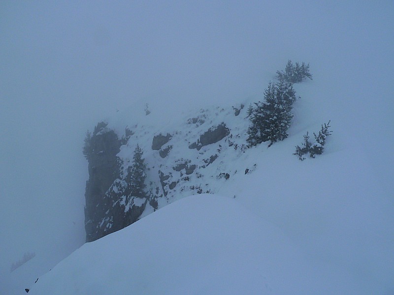 #1 Combe Bronsin : Ambiance bien glauque près du col du Loup. Combe Bronsin : Ambiance bien glauque près du col du Loup.