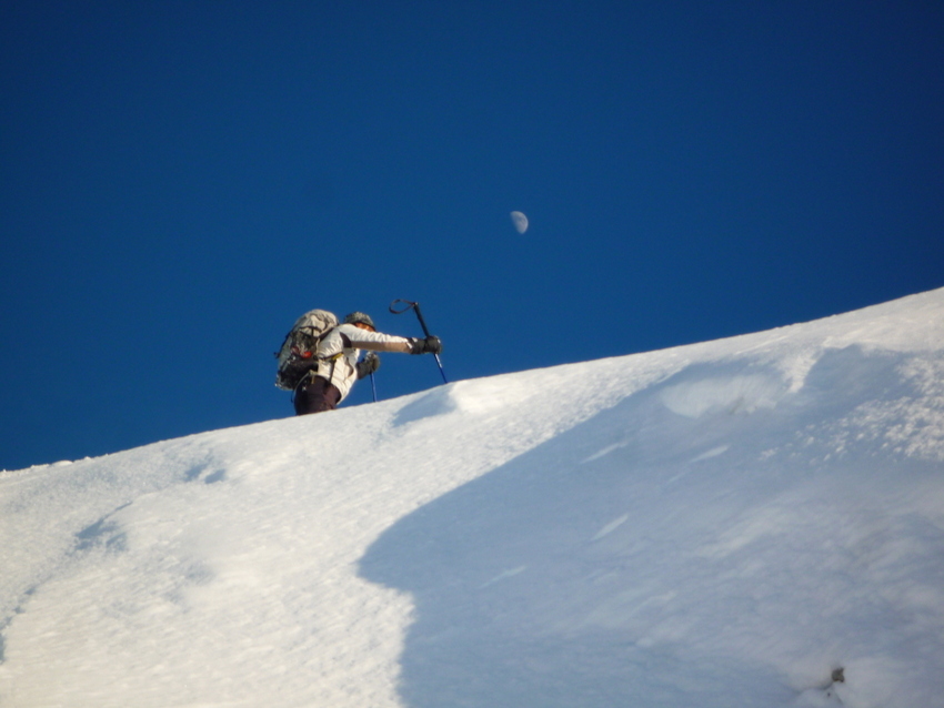 #7 Paré de Joux Sommet Est : un ptit rdvous avec la lune?! Paré de Joux Sommet Est : un ptit rdvous avec la lune?!