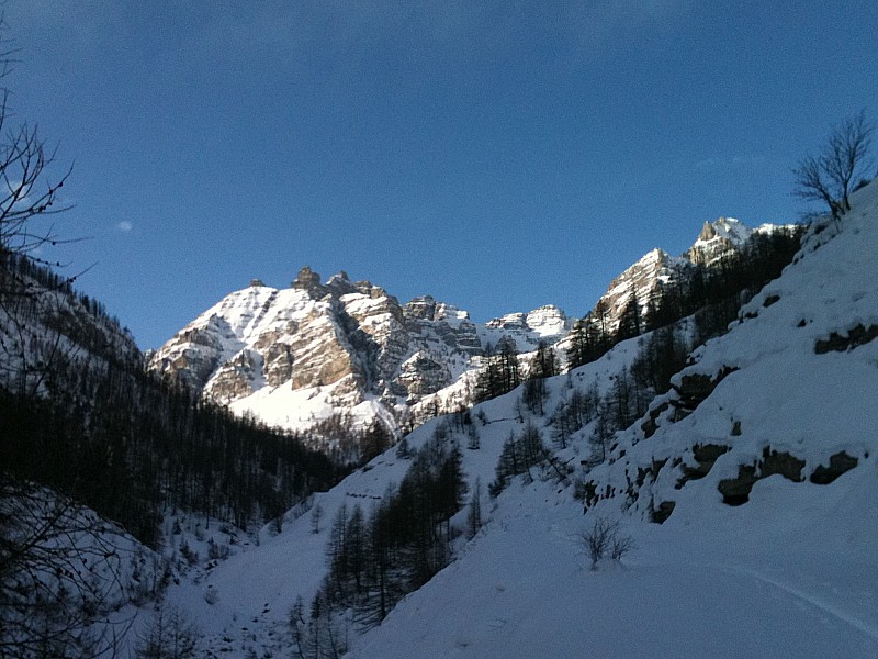 #1 Même si le chemin est un peu : long,le paysage est sublime! Même si le chemin est un peu : long,le paysage est sublime!