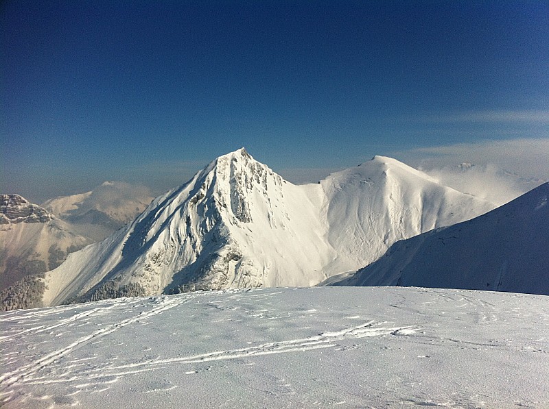 #2 Beau Mollard Sommet : Vue sur Mt Pecloz Beau Mollard Sommet : Vue sur Mt Pecloz