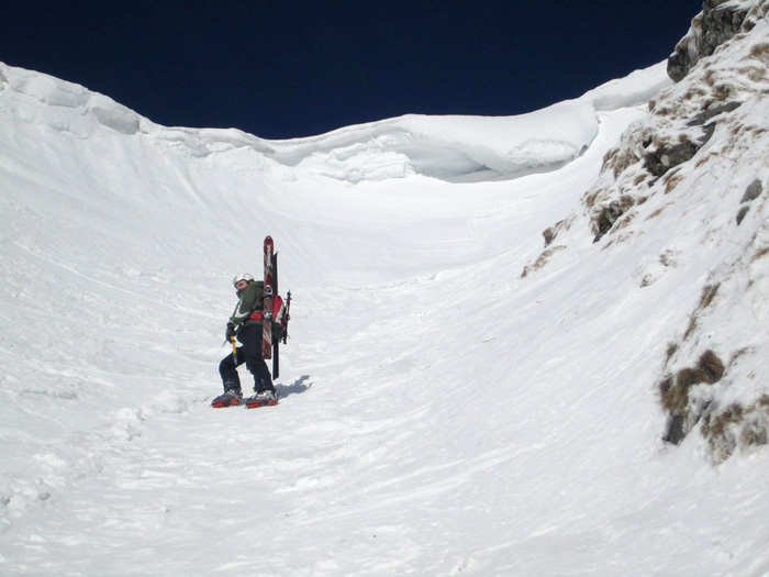 #2 Grand Couloir : Branche de gauche. La sortie est proche. Grand Couloir : Branche de gauche. La sortie est proche.