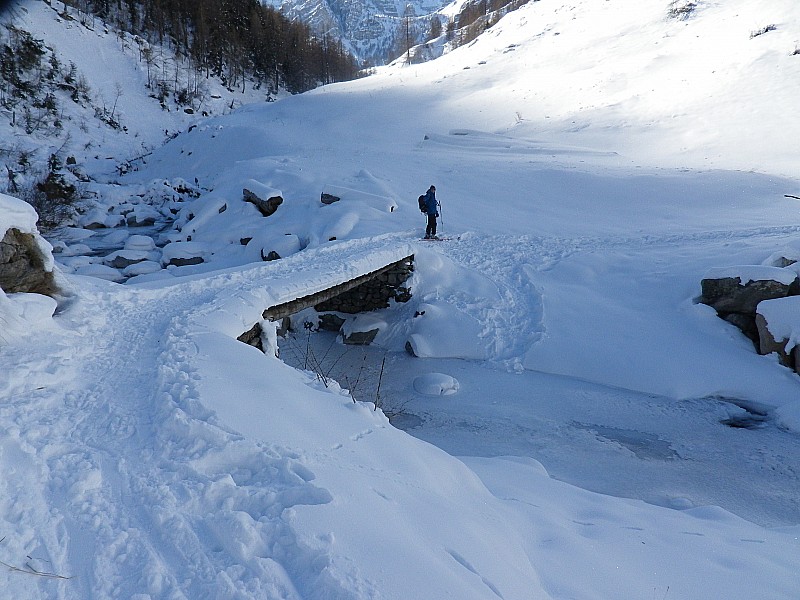 #11 aunos : Rivière gelée aunos : Rivière gelée