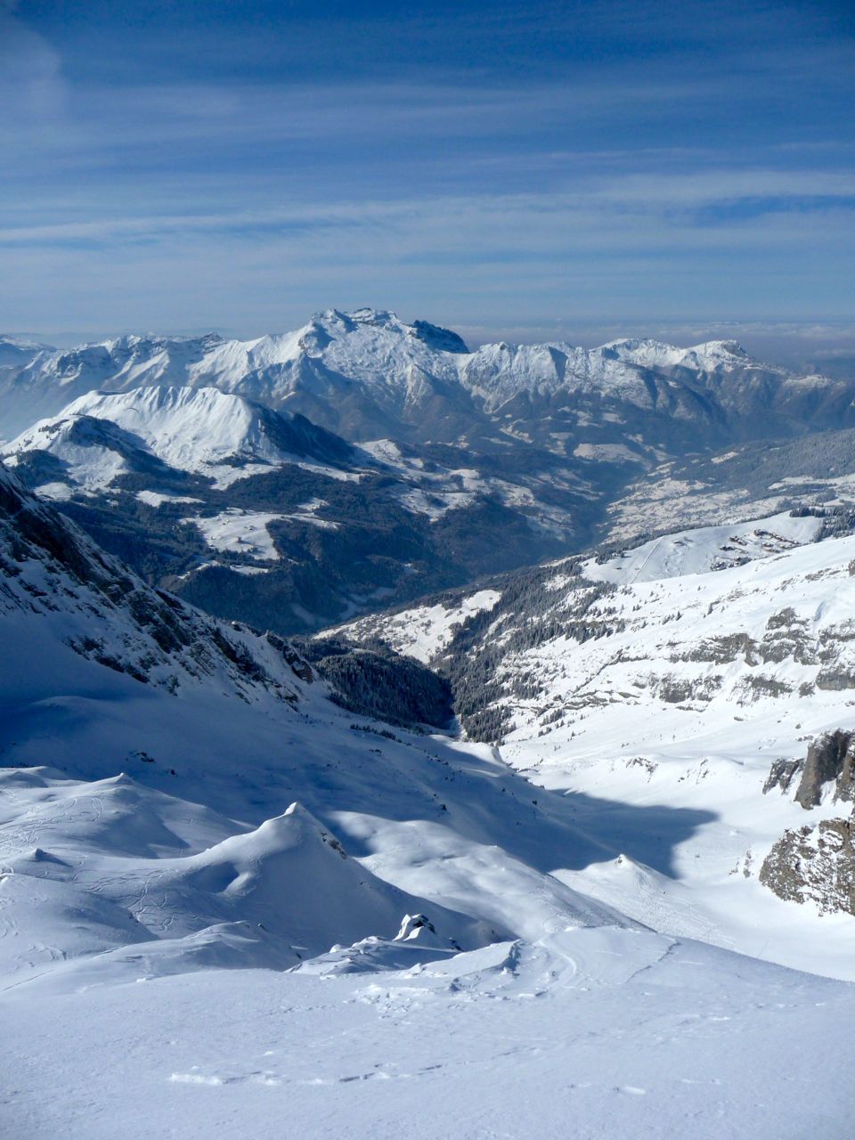 #4 Combe Blonnière : vue depuis le sommet; au fond la Tournette Combe Blonnière : vue depuis le sommet; au fond la Tournette