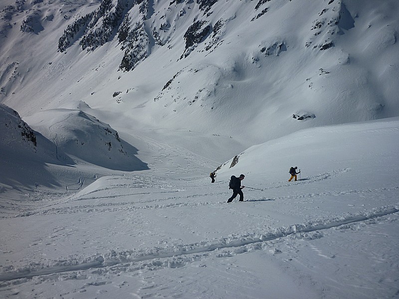 #2 pic de la belle étoile : ca monte tranquille avec une bonne trace. Tof et Jean Mi à la manoeuvre pic de la belle étoile : ca monte tranquille avec une bonne trace. Tof et Jean Mi à la manoeuvre