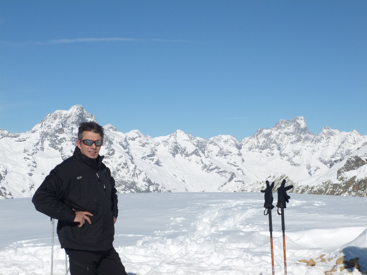 #16 Frank au sommet : Rouies et Barre des Ecrins. Frank au sommet : Rouies et Barre des Ecrins.