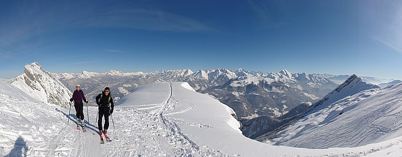 #3 Panoramique : Beau paysage à 180° Panoramique : Beau paysage à 180°