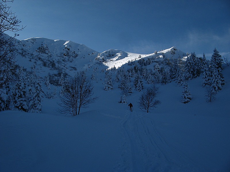 #10 Seconde montée sur l Seconde montée sur l'Orionde : Belle montée vers le sommet de l'Orionde, jolie trace bien tracée, beaucoup plus facile que la montée du Lac du Crop!