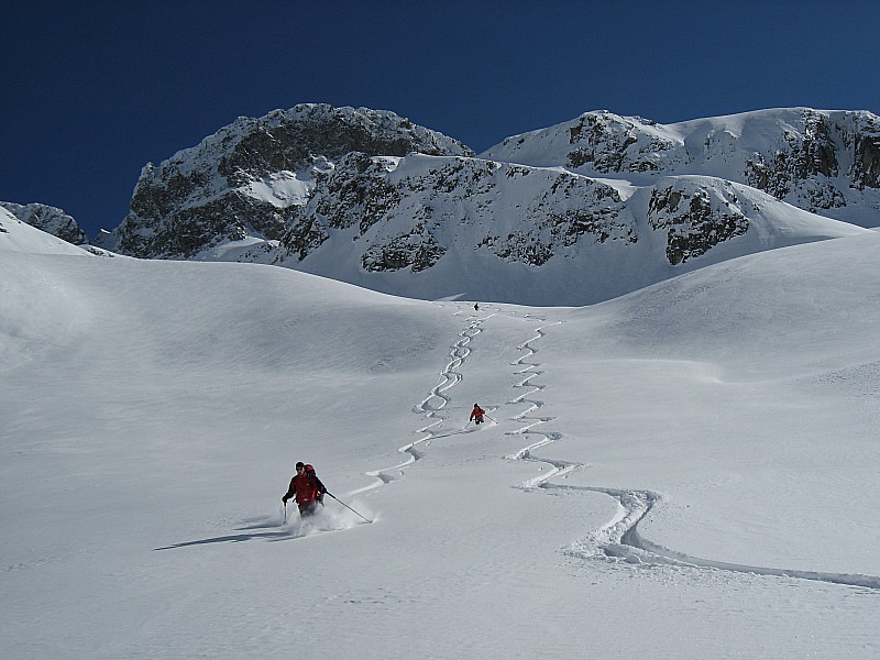 #8 Descente du pas du frène : Partie finale de la descente en poudreuse 5* juste au dessus de Jérusalem Descente du pas du frène : Partie finale de la descente en poudreuse 5* juste au dessus de Jérusalem