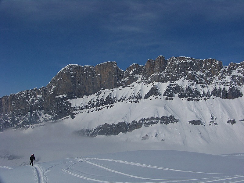 #1 Pormenaz : Montée sur fond d Pormenaz : Montée sur fond d'Ayère et de Fiz