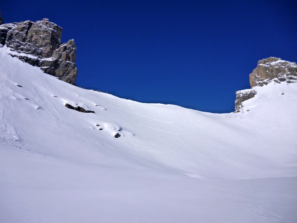#7 brêche de Parozan : Etat des lieu de la face E, c brêche de Parozan : Etat des lieu de la face E, c'est pas soufflé, ni plaqué.