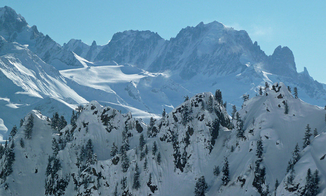 #6 Col de Bel Oiseau : Massif du Mt Blanc accroché par la bise Col de Bel Oiseau : Massif du Mt Blanc accroché par la bise