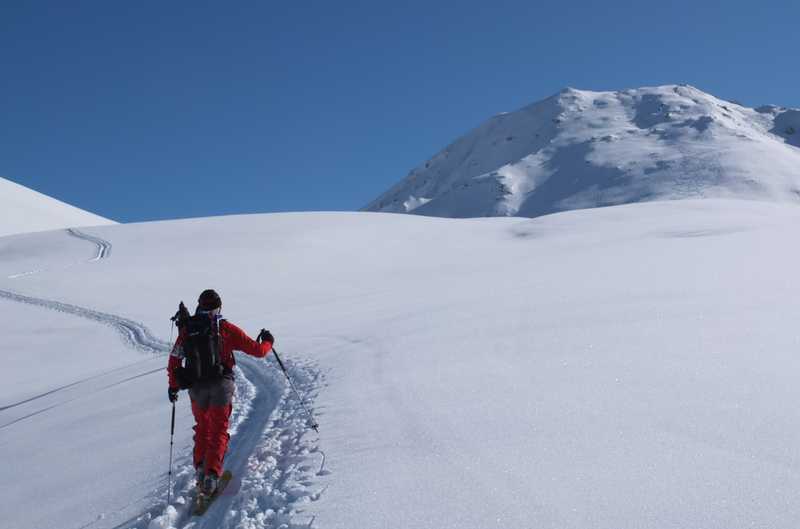 #3 Sommet en vue: : Sous le col des Saulces Sommet en vue: : Sous le col des Saulces