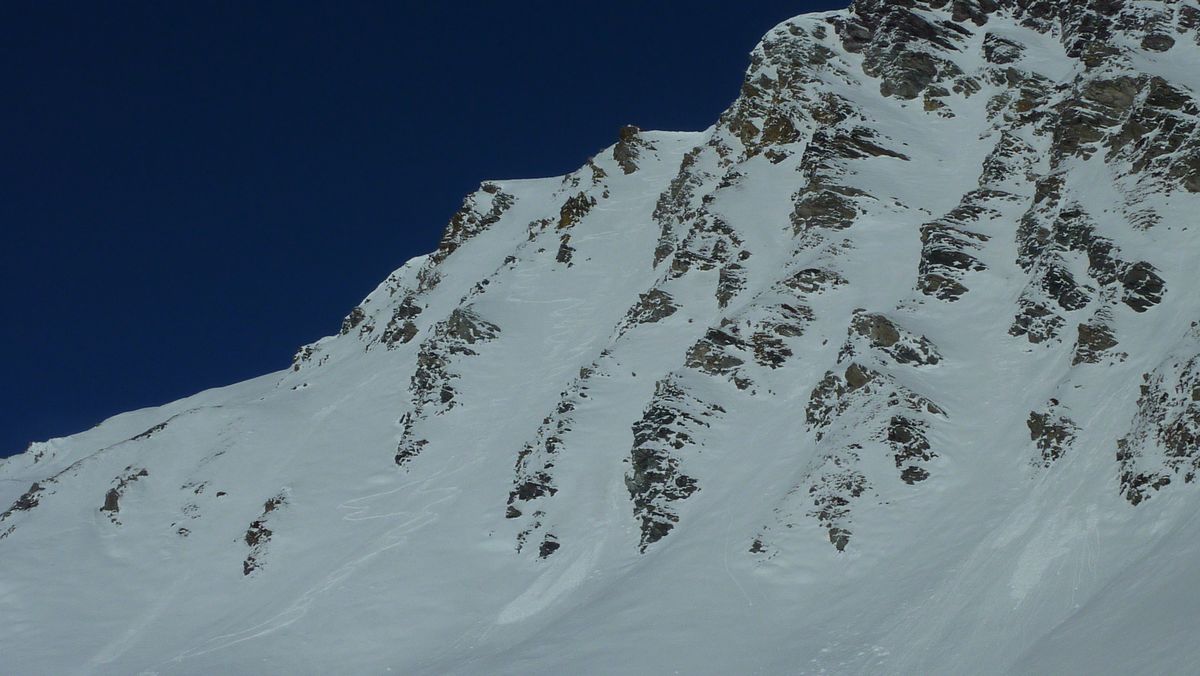 #15 Perronnet couloir SW : ça c Perronnet couloir SW : ça c'est fait !