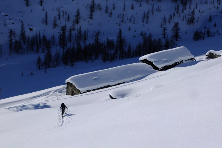#3 Alpe Nannaz : Au soleil, on oublie vite les -20°C Alpe Nannaz : Au soleil, on oublie vite les -20°C