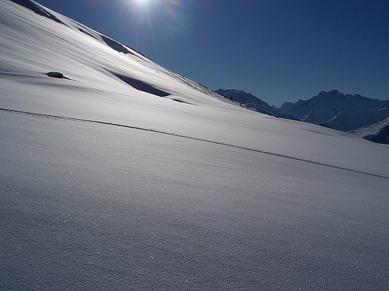 #2 Au dessus de Cluy : En quelques mètres, après le col, l Au dessus de Cluy : En quelques mètres, après le col, l'on passe d'une piste de ski à un territoire "sauvage".