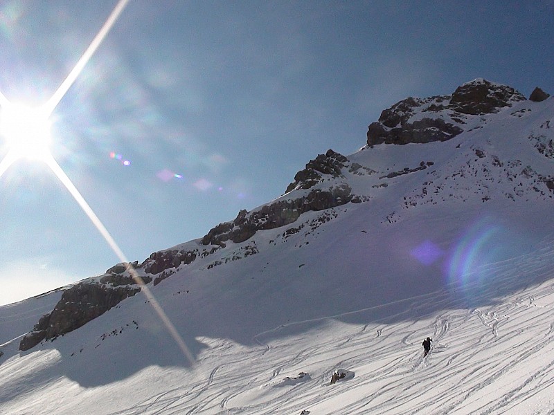#8 La pente terminale : Neige en poudre lourde mais skiable La pente terminale : Neige en poudre lourde mais skiable