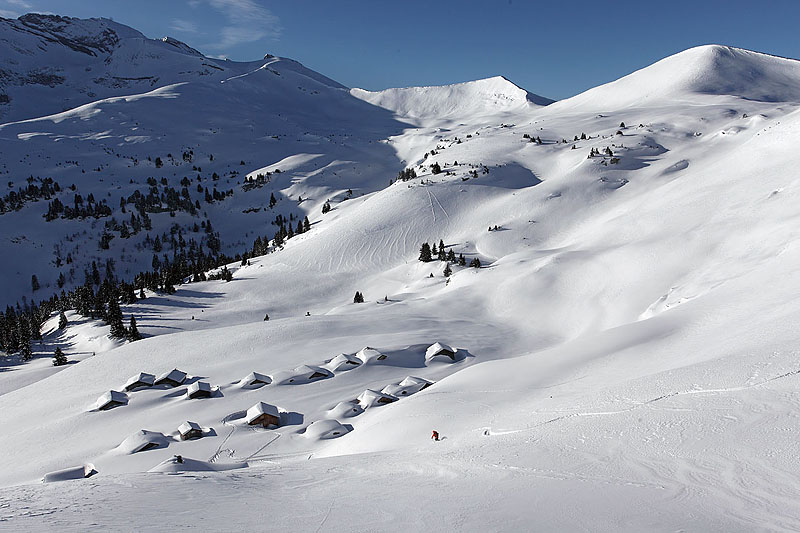 #4 vormy2 : descente sur les chaletsde Vormy 2 vormy2 : descente sur les chaletsde Vormy 2