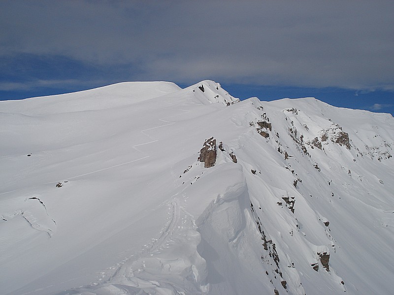 #4 Combe bénite : Vue du couloir sur l Combe bénite : Vue du couloir sur l'enfilade de crete vers combe benite