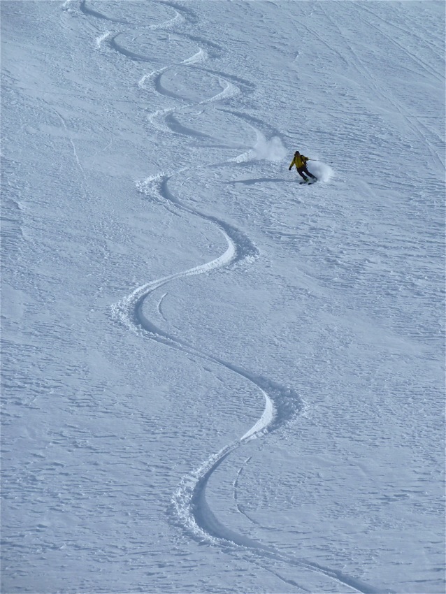 #11 Tête de la Cicle : Pente sous le couloir W Tête de la Cicle : Pente sous le couloir W