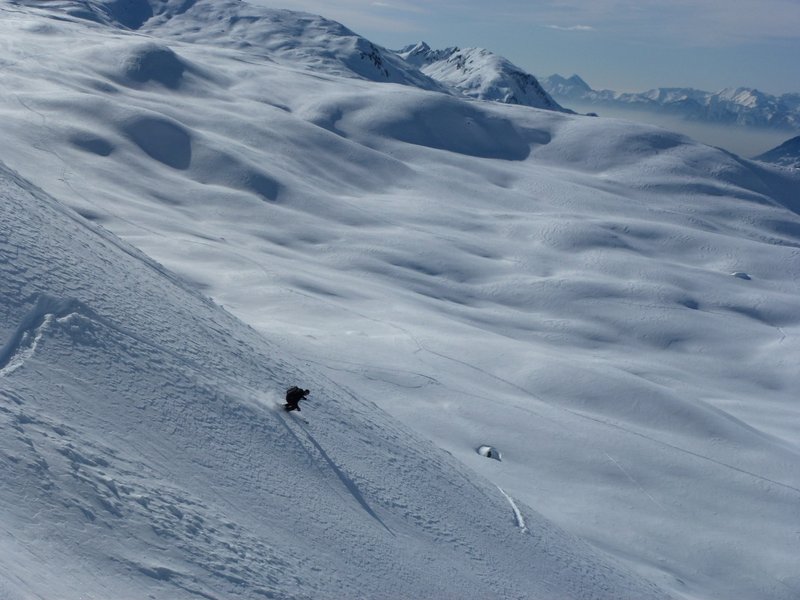 #13 Tête de la Cicle : Bonne neige de nouveau sous le couloir NW Tête de la Cicle : Bonne neige de nouveau sous le couloir NW