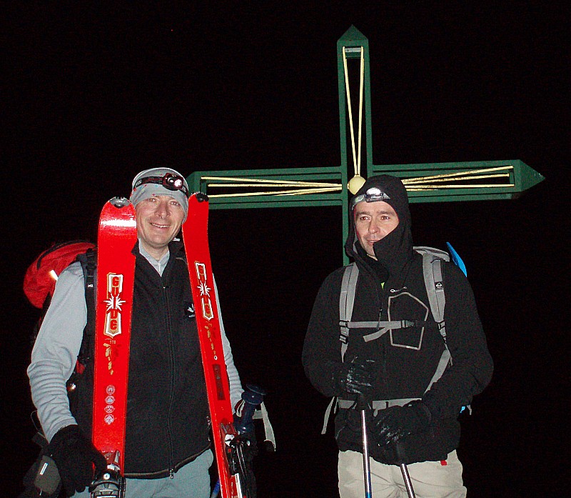 #6 Petit Som : Merci à Jean-Luc pour les skis prétés à Eric. Petit Som : Merci à Jean-Luc pour les skis prétés à Eric.