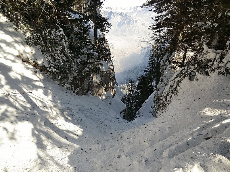 #16 Pas de la Biche: on voit qu Pas de la Biche: on voit qu'il y a eu du vent...