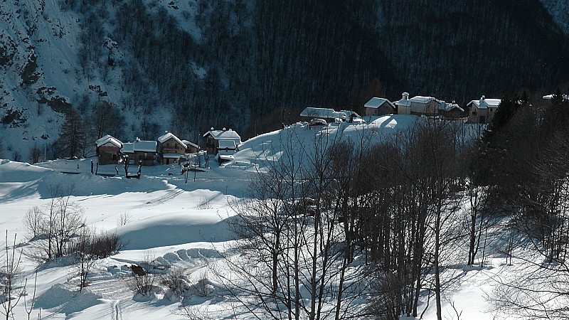 #34 1400m : Retour à Palanfré, une bien belle journée,
un rêve ? non mais pas loin 1400m : Retour à Palanfré, une bien belle journée,
un rêve ? non mais pas loin