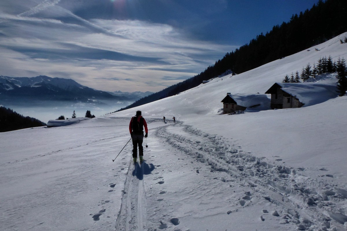#17 Forand (1600 m) : Courte partie de pousse-batons avant de se laisser glisser jusqu Forand (1600 m) : Courte partie de pousse-batons avant de se laisser glisser jusqu'au parking.