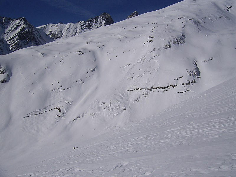 #4 les 2 avalanches : anciennes et de types différents les 2 avalanches : anciennes et de types différents