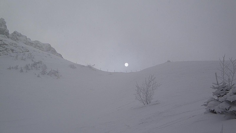 #4 Espérance : Le soleil n Espérance : Le soleil n'est pas loin au col de Léchaud mais...
