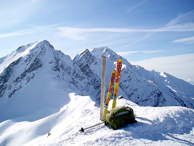 #13 SUMMIT : Le piquet sommital... SUMMIT : Le piquet sommital...