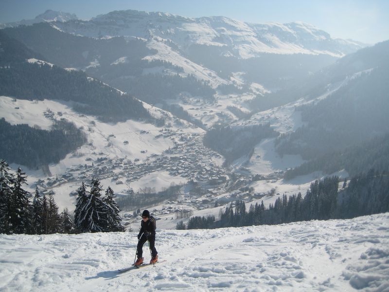#3 Au sortir du 1er raidillon : Papa m Au sortir du 1er raidillon : Papa m'avait prévenu qu'on dénivellerait assez vite.