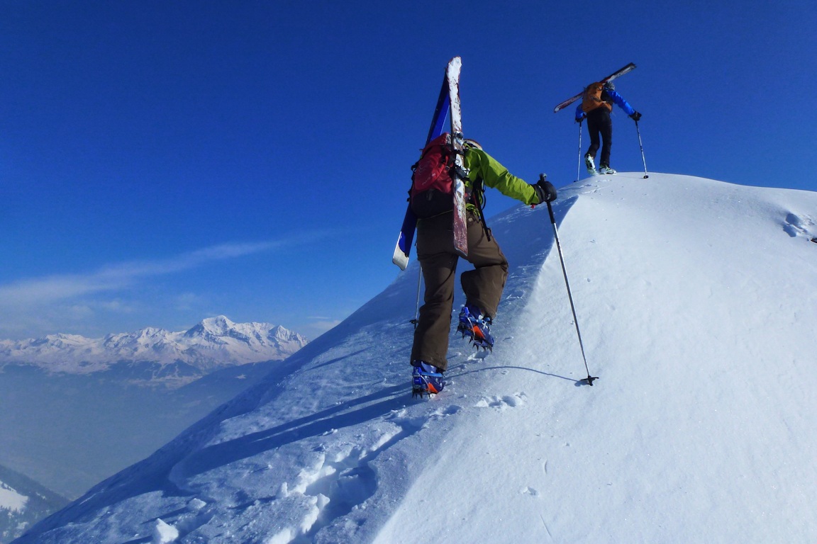 #20 L L'arrivée au sommet : 3296 m ?
non, 2296 m seulement ...