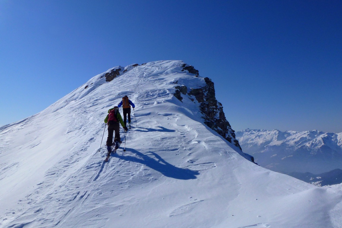 #5 Pointe du Dzonfié (2455 m) : Jean-Louis et Camille à l Pointe du Dzonfié (2455 m) : Jean-Louis et Camille à l'approche du sommet.