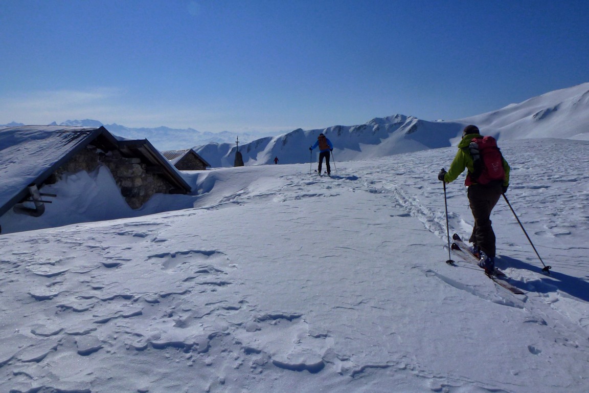 #8 La Bagnaz (2178 m) : Petit replat et ... première rencontre du jour. La Bagnaz (2178 m) : Petit replat et ... première rencontre du jour.