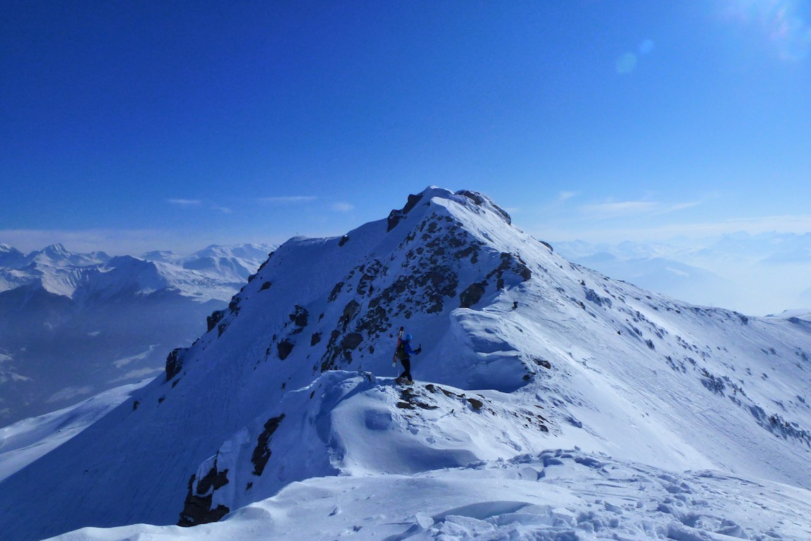 #17 Sur la crête : Attention aux corniches ! Sur la crête : Attention aux corniches !