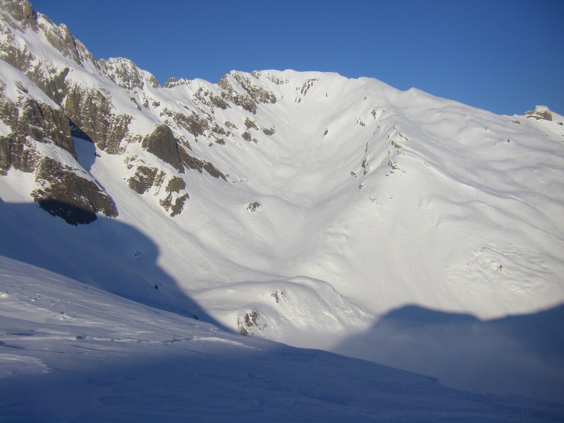 #4 Dent de Barme : Descente dret dans l Dent de Barme : Descente dret dans l'pentu