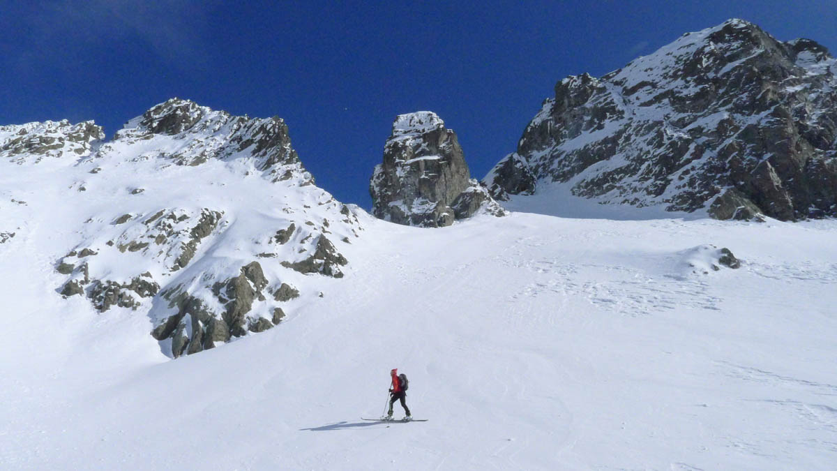 #7 Vers le sommet : Romu est caché dans le paysage (facile) Vers le sommet : Romu est caché dans le paysage (facile)