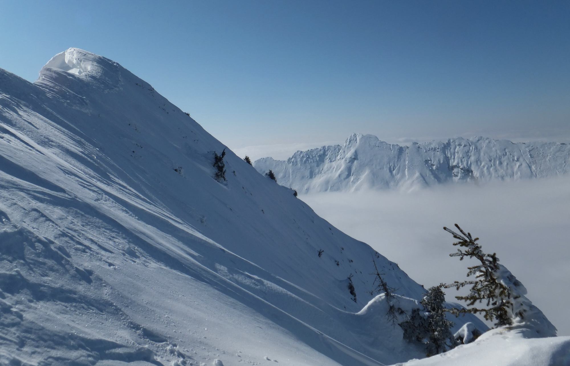 #3 Arcluse : La dent vue du sommet Arcluse : La dent vue du sommet